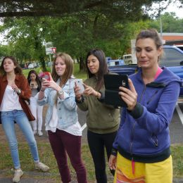 Les Ateliers A Ciel Ouvert Creations Participatives Realisations Audiovisuelles Cote A Cote Et Face A Face Tournage Itineraire Bis 090